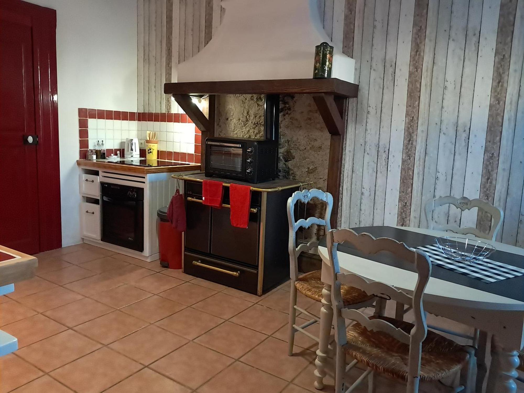 L'Oostaloo Logement De Vacances Usclas-l'Herault Esterno foto